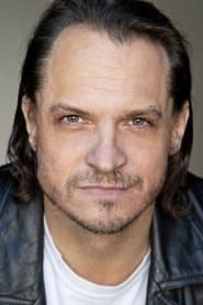 罗尼·吉恩·布莱文斯