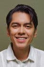 Carlo Aquino